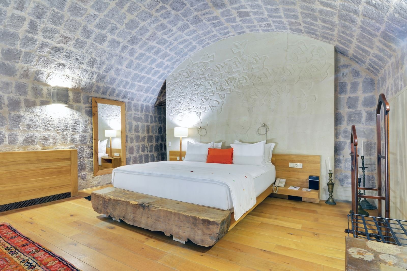 Susona Bodrum, LXR Hotels & Resorts — stone-vaulted guest suite